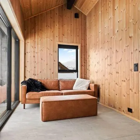 Tonningssaetra Mountain *