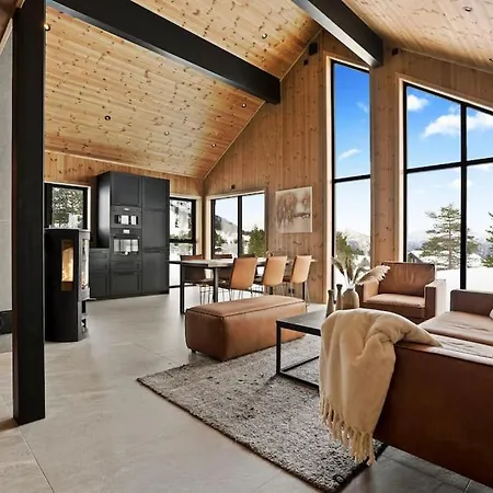 Tonningssaetra Mountain *